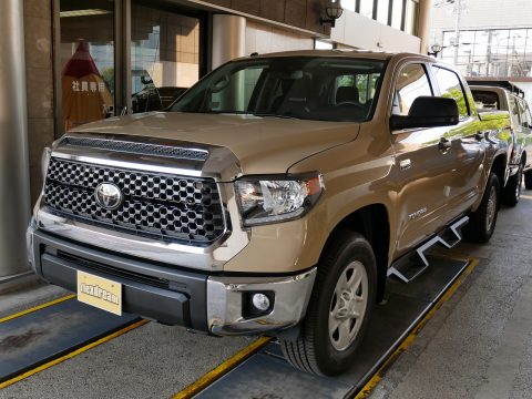 TUNDRA タンドラ　トヨタ　逆輸入車　アメ車　ＬＩＮＥ－Ｘ　クイックサンドベージュ　ピックアップトラック　カスタム　フレックスドリーム　仙台東店 (5)